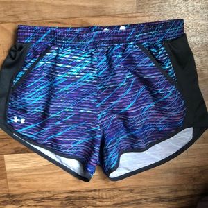 Under Armour shorts!!